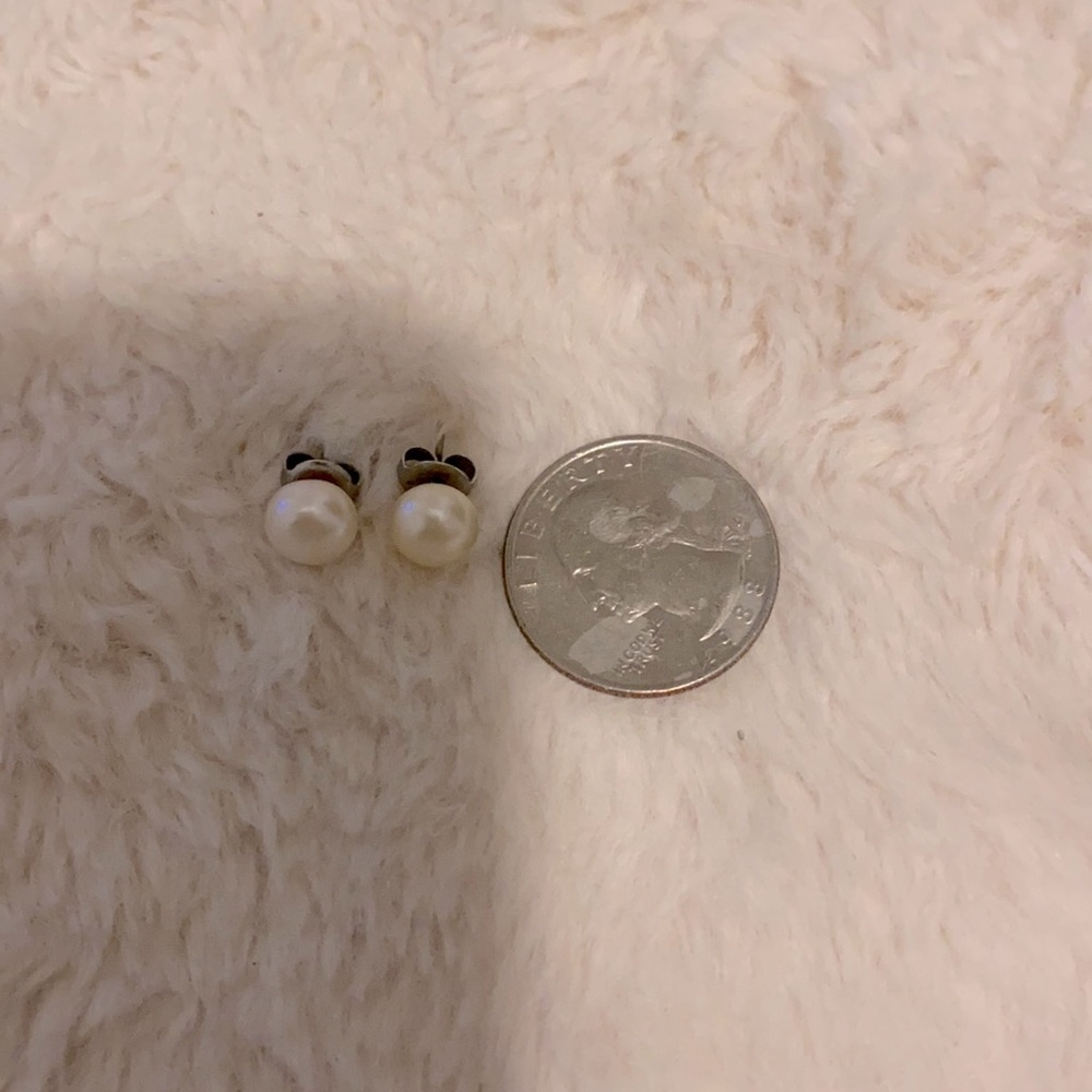 Pearl stud earrings